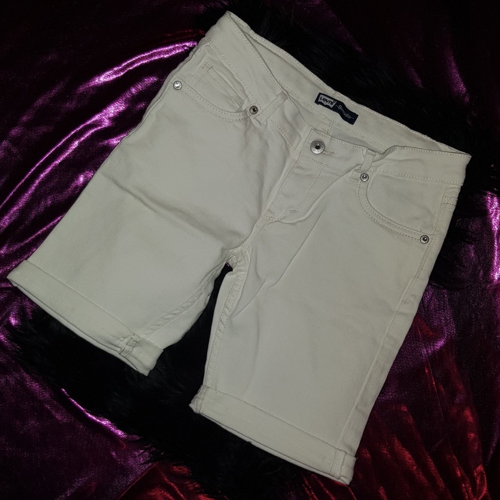 Levi’s Bermuda Shorts